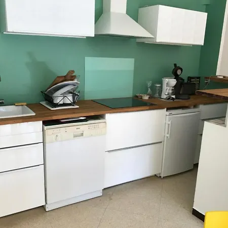 Apartment T2 Climatise Avec Balcon, Wifi Et Parking Pres Du Centre De - Fr-1-100-180 Cavalaire-sur-Mer
